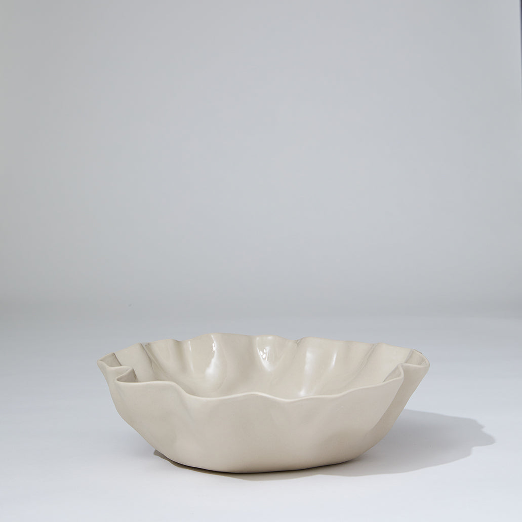 Ruffle Bowl Chalk White (L)