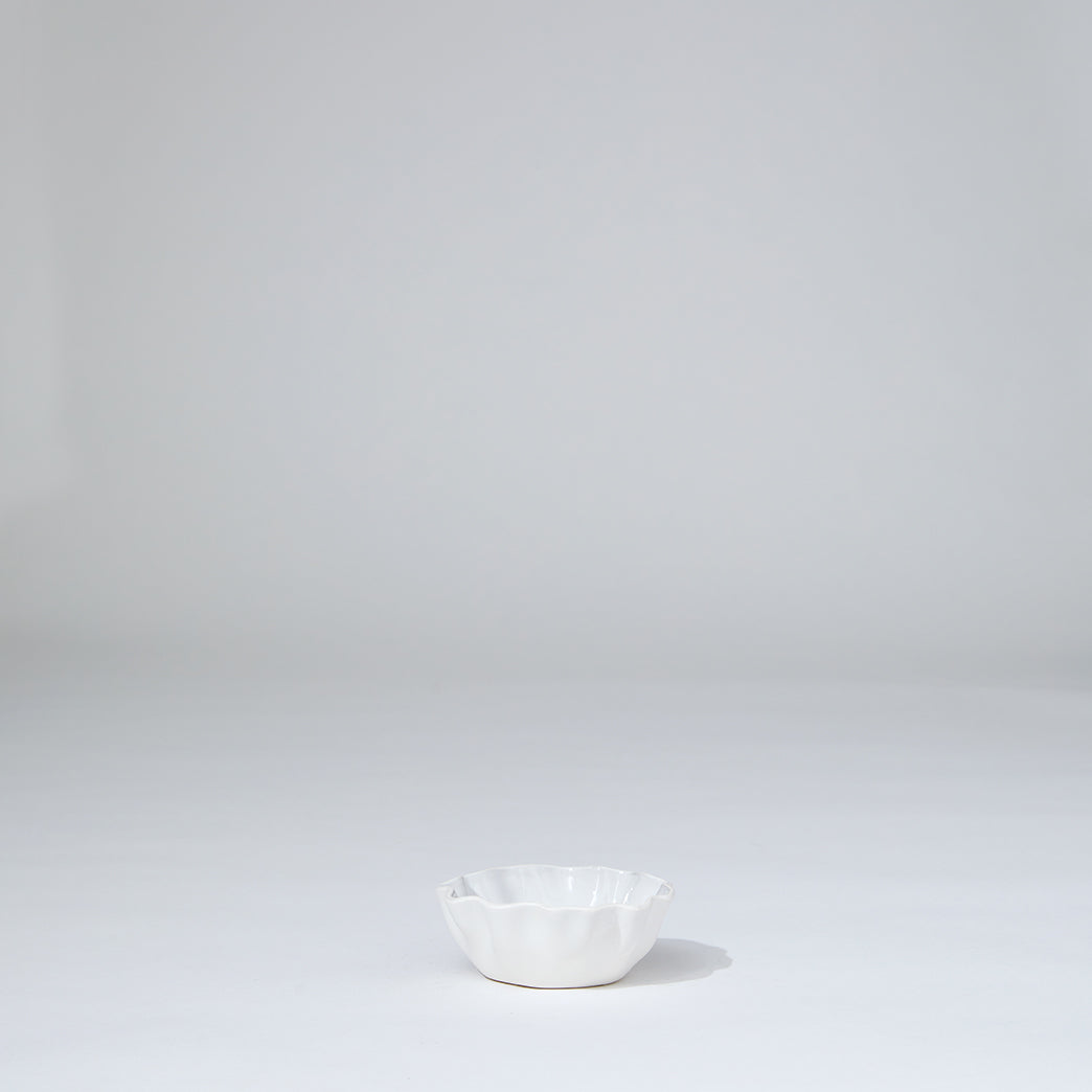 Ruffle Bowl Snow White (XS)