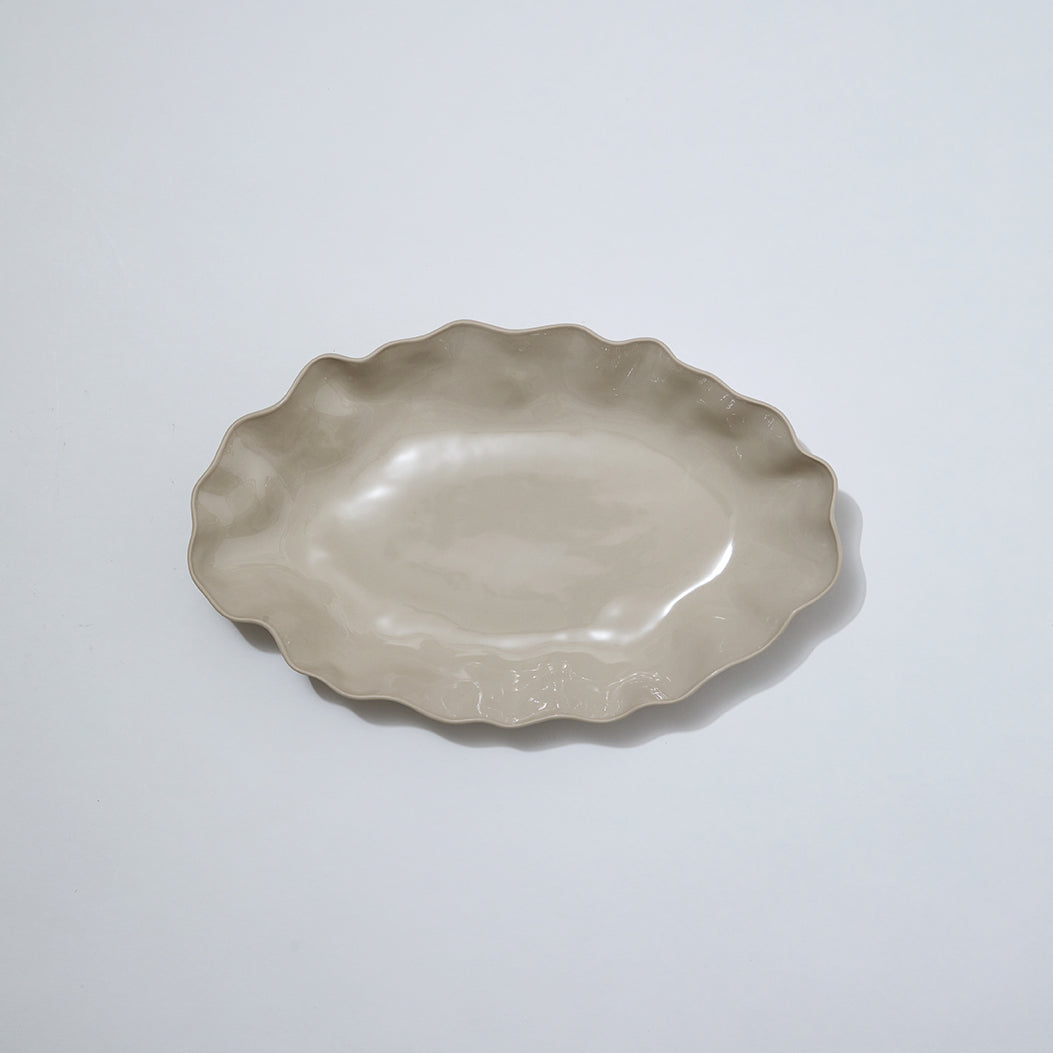 Ruffle Rectangle Platter Chalk White (XL)