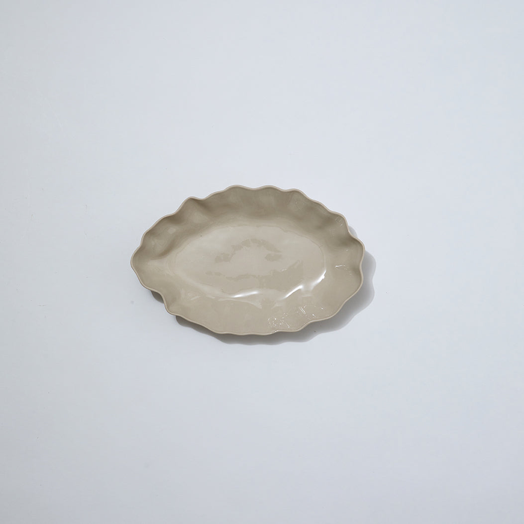 Ruffle Rectangle Platter Chalk White (M)