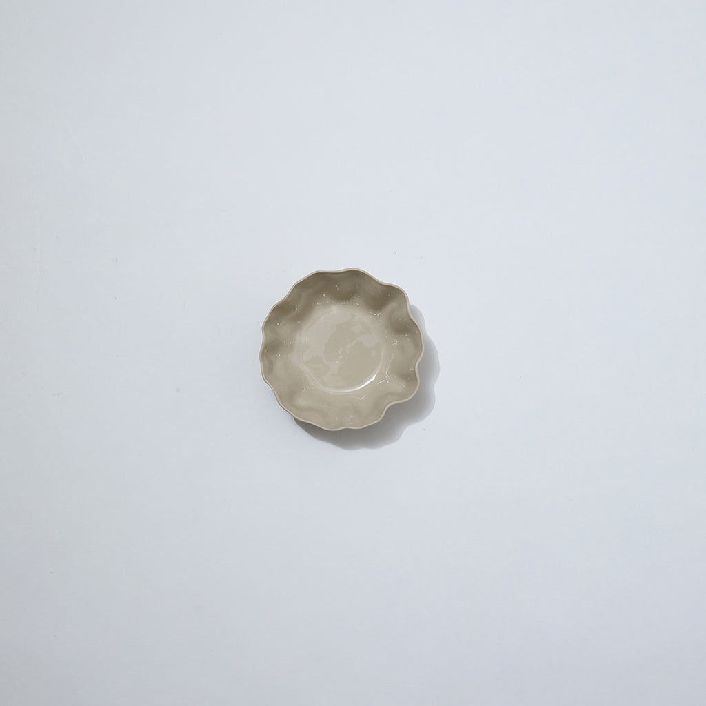 Ruffle Bowl Chalk White (S)