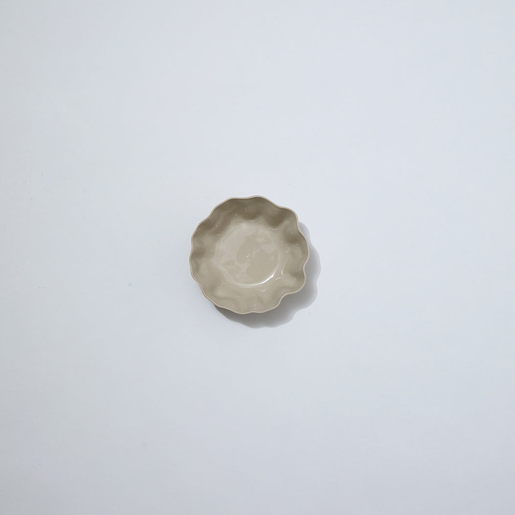 Ruffle Bowl Chalk White (S)