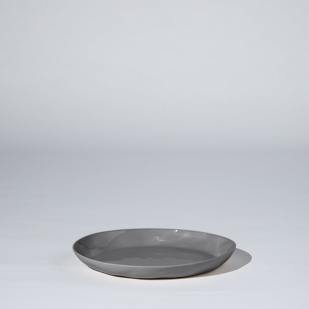 Cloud Round Plate Dove Grey (M)