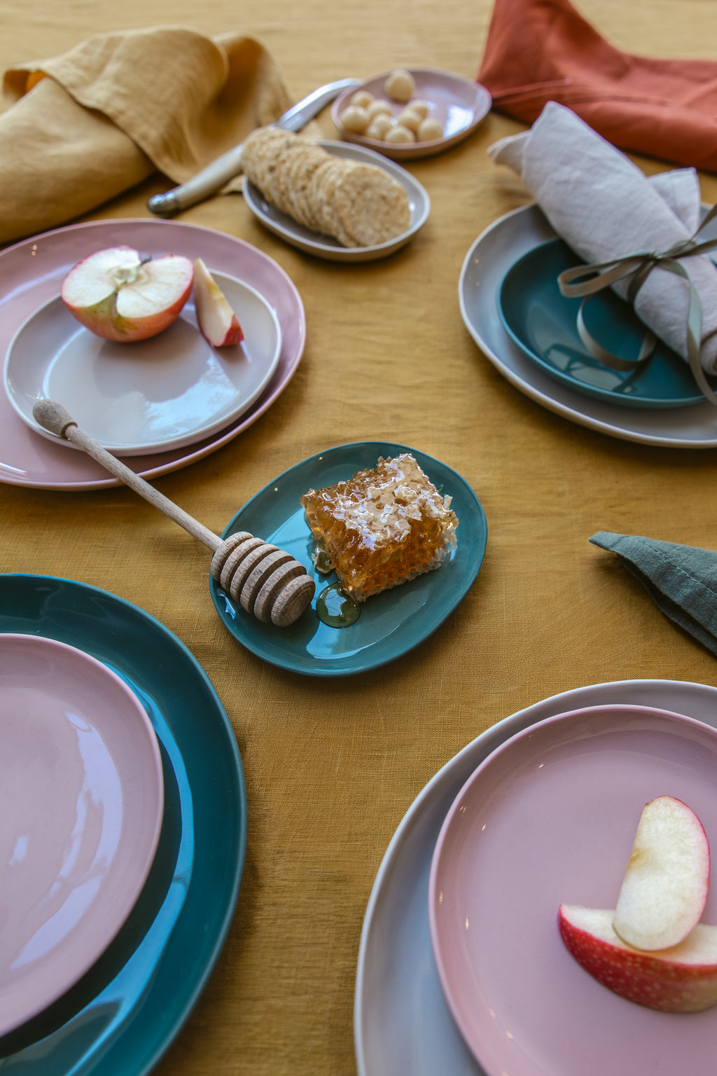 Cloud Round Plate Icy Pink (E)