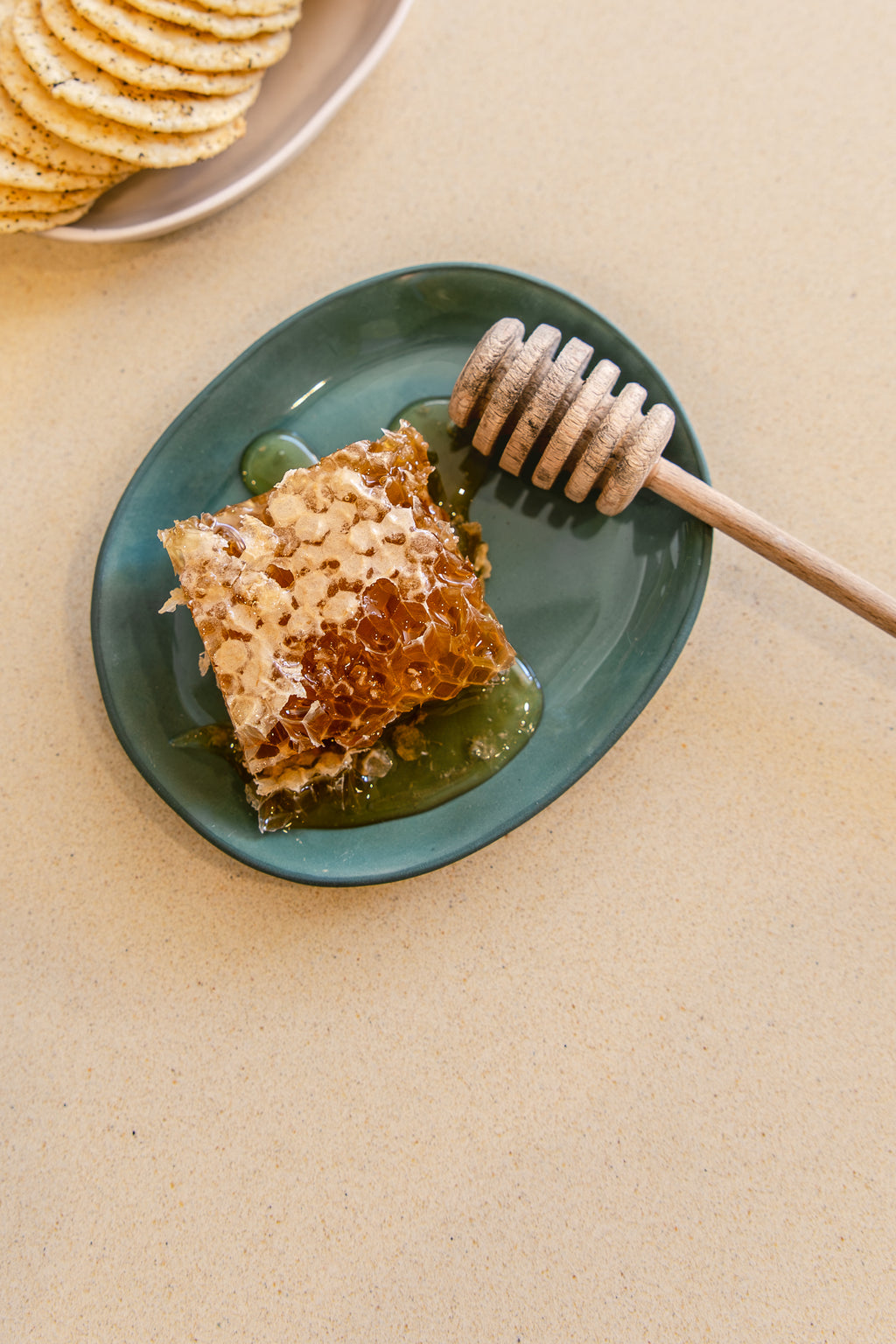 Cloud Oval Plate Moss (S)