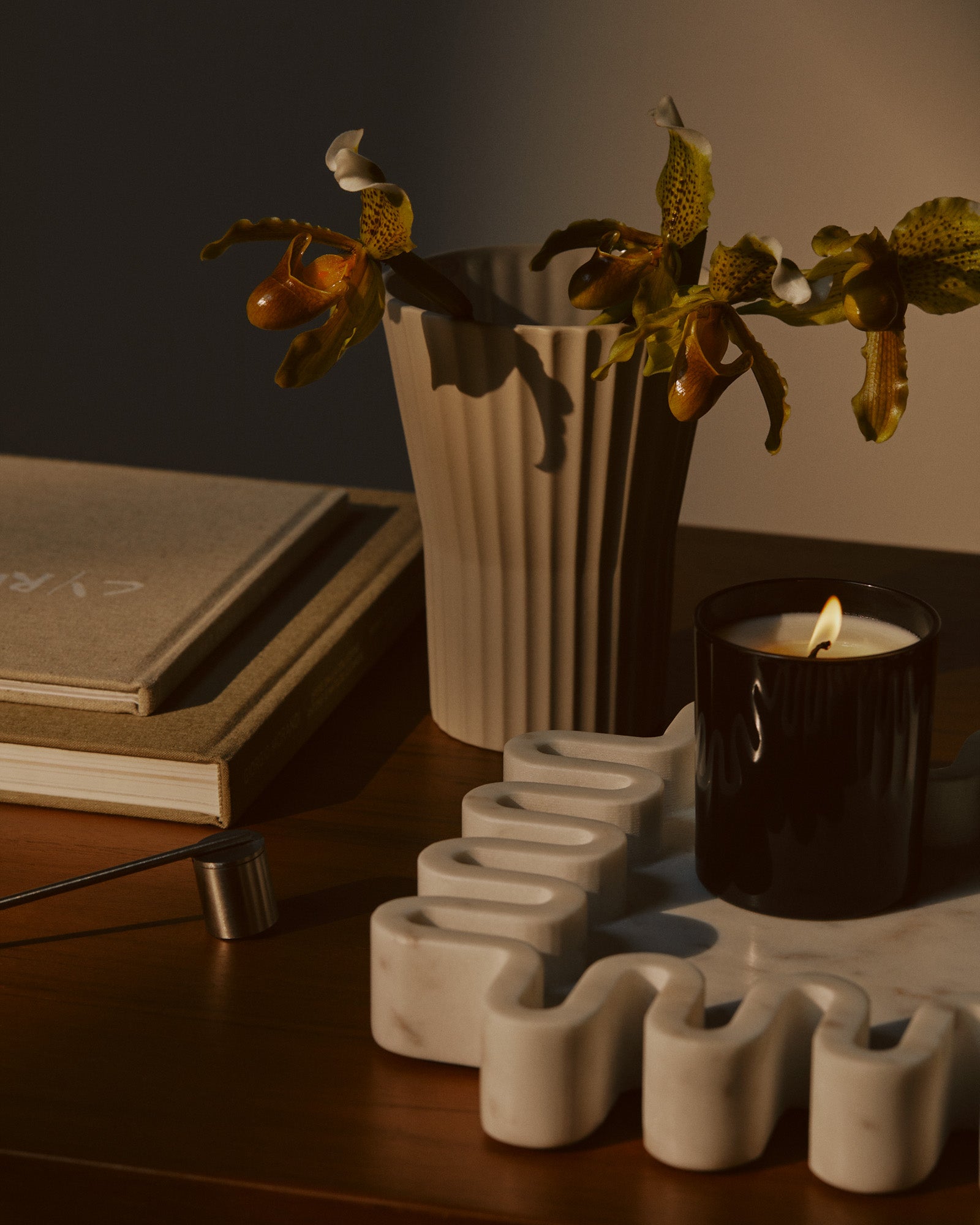 Marble Round Squiggle Catchall White Marle