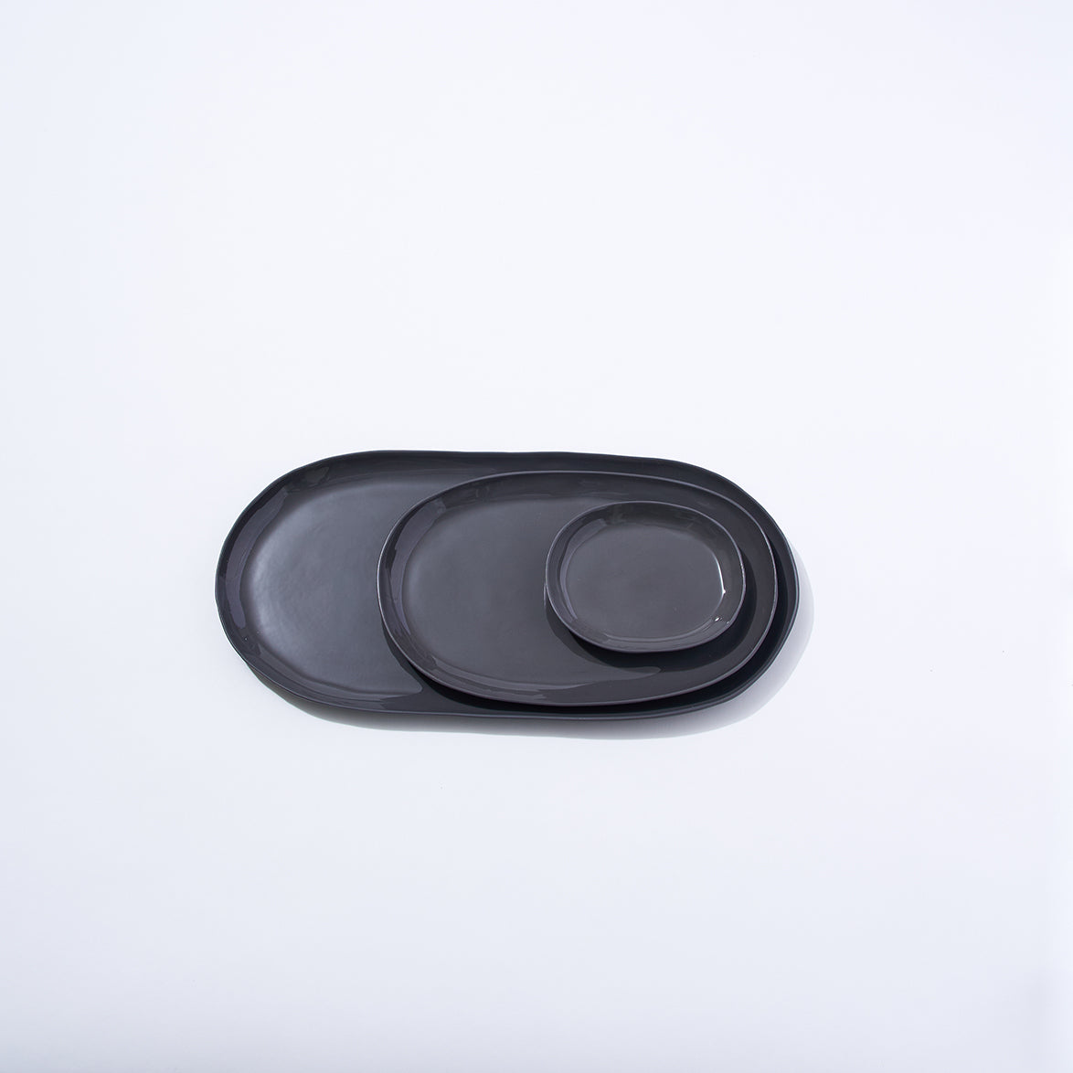 Cloud Oval Plate Charcoal (M)