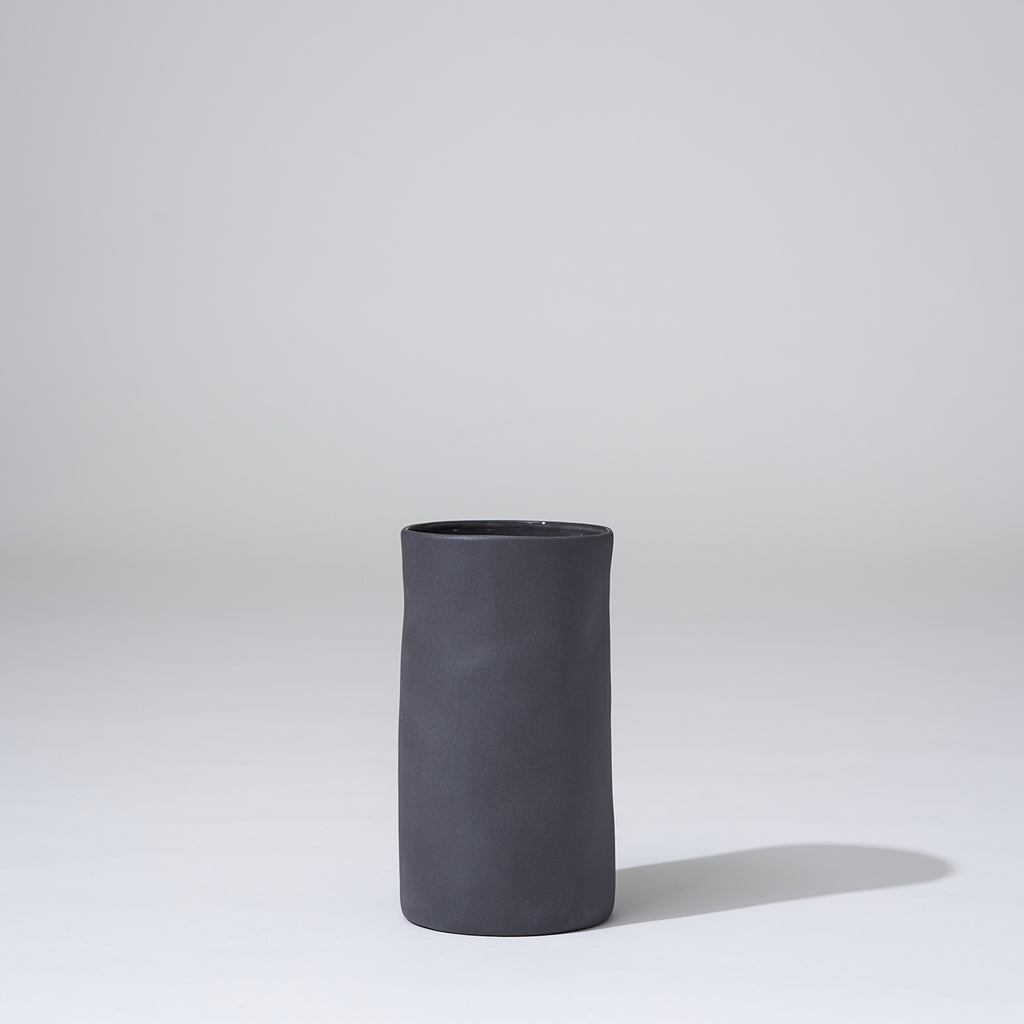 Cloud Vase Charcoal (M)