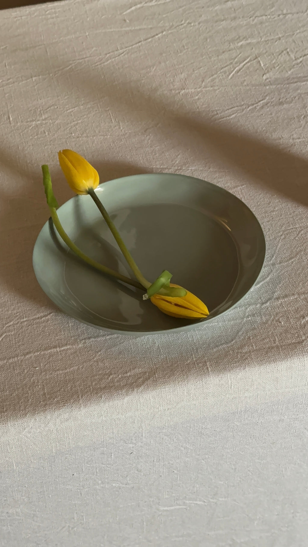 Cloud Round Plate Light Blue (S)