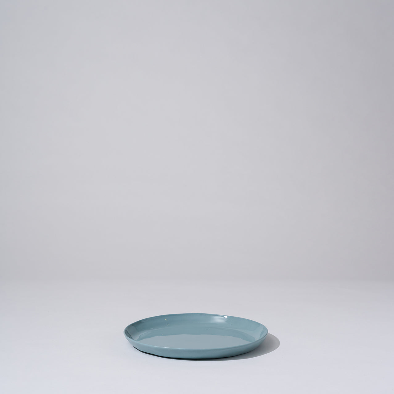 Cloud Round Plate Light Blue (E)
