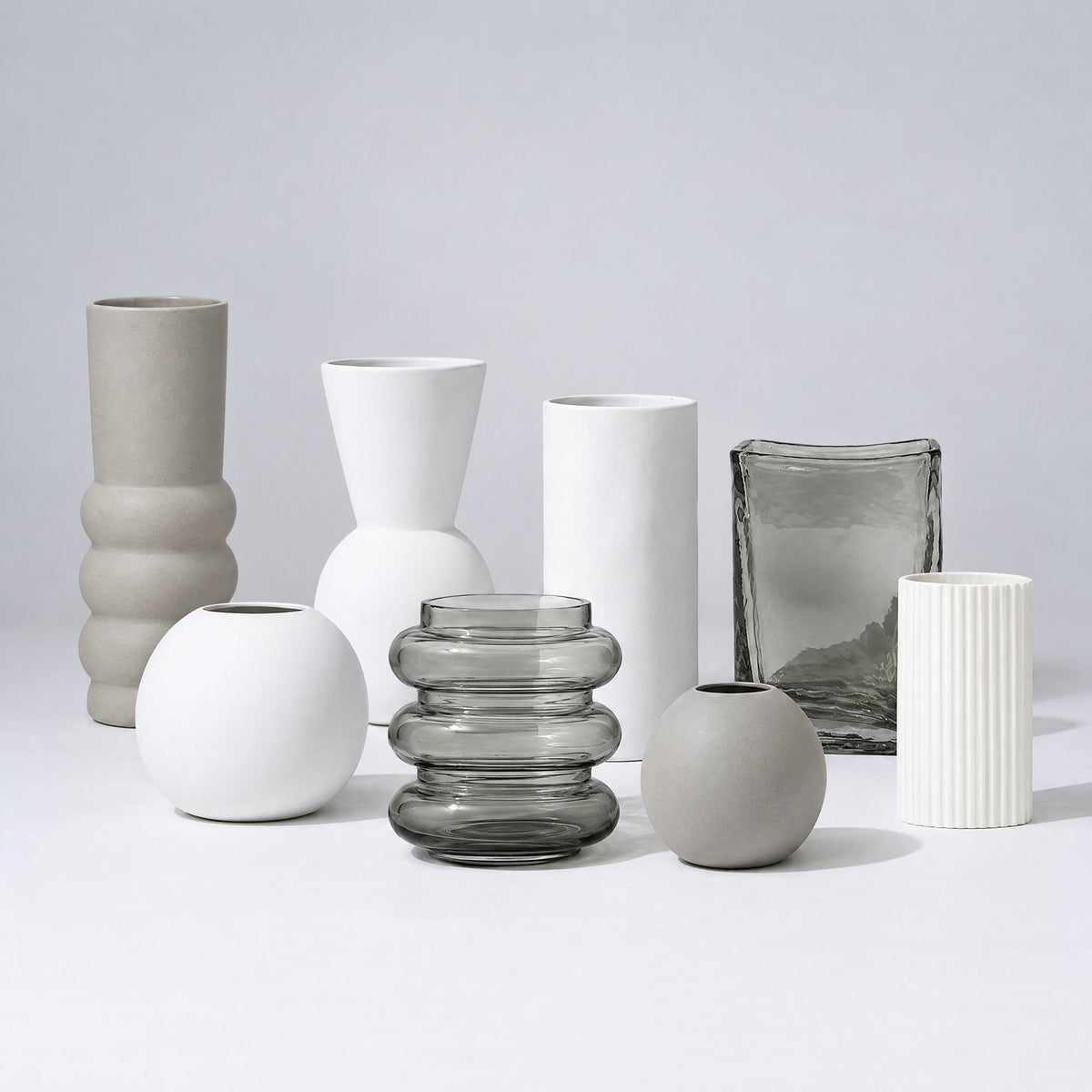 Studio Collection - Grey / Snow / Storm - Large