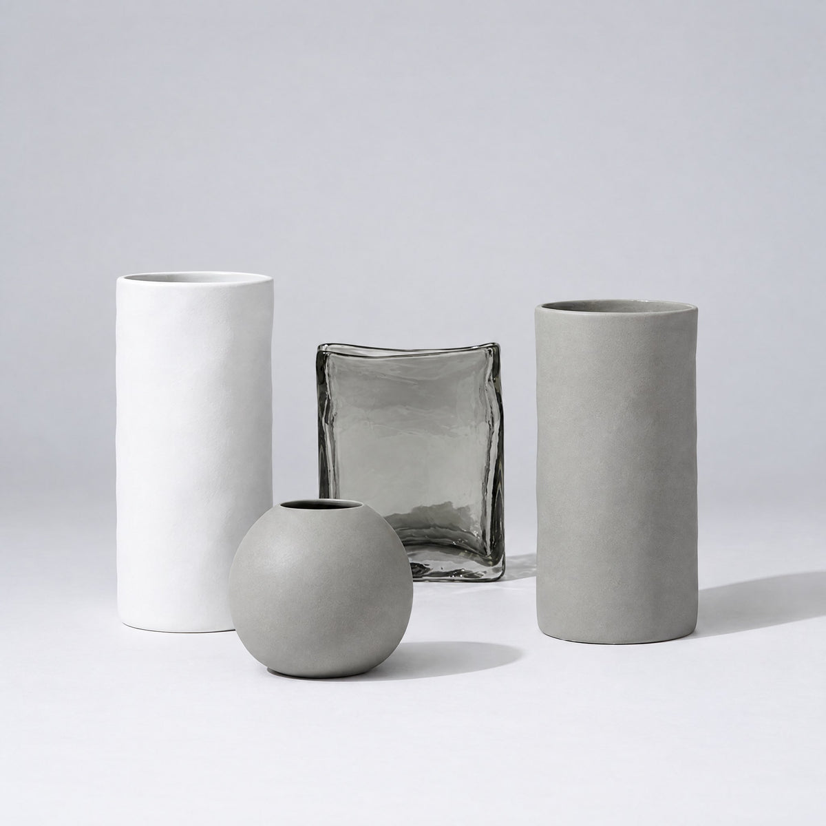 Studio Collection - Grey / Snow / Storm - Small