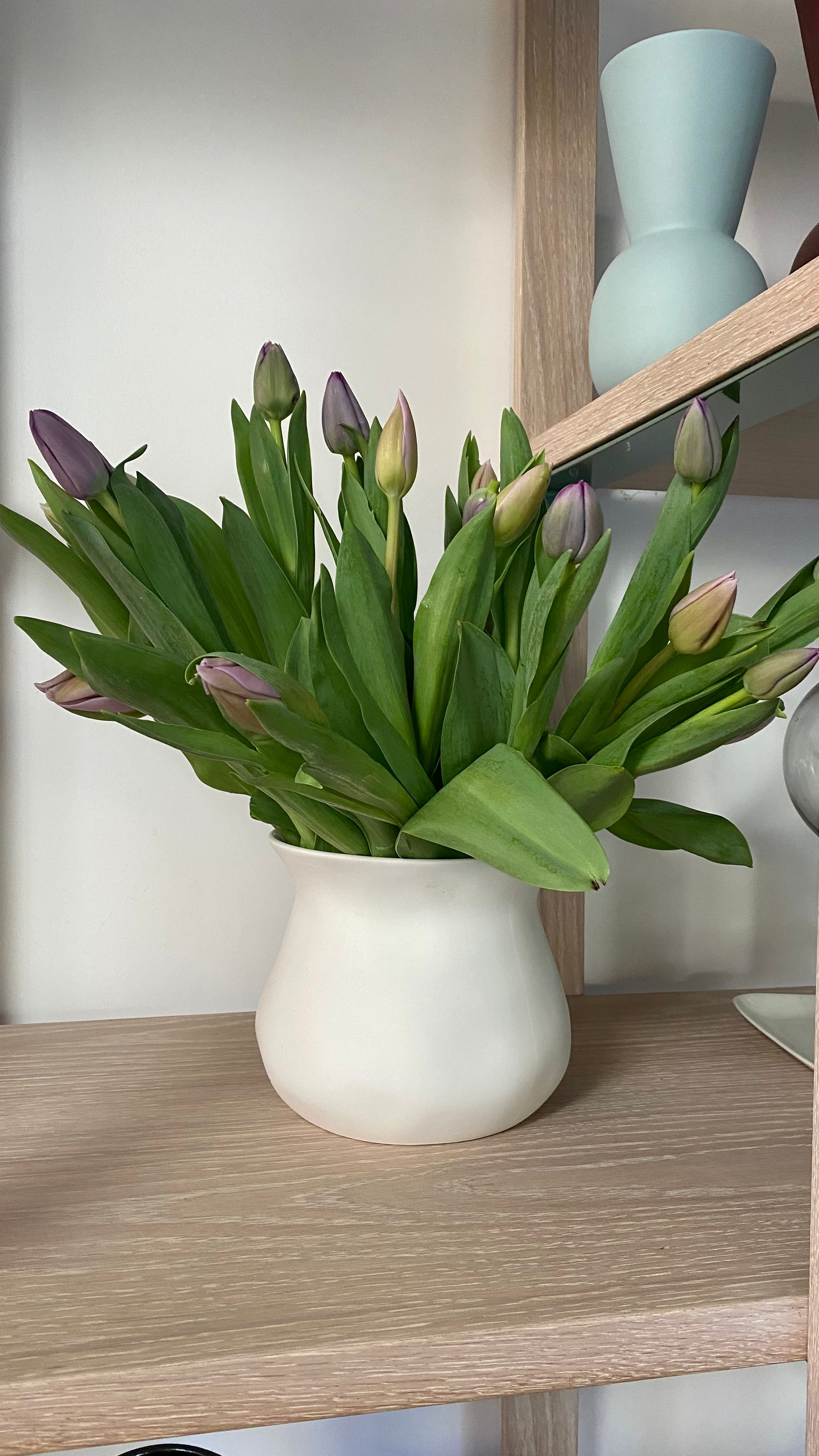 Tubby Vase Snow (L)